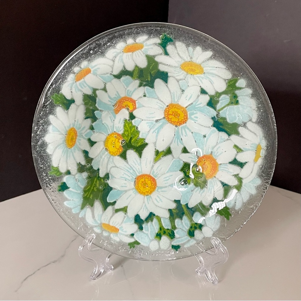 8.5" Daisy Bowl by Peggy Karr